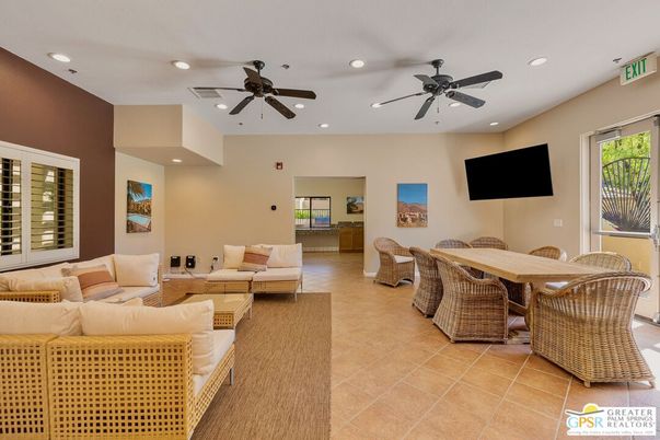 Dining room, Interior, Living room, Recessed Lighting