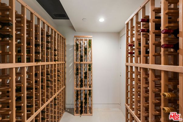 Interior, Recessed Lighting, Wine Storage
