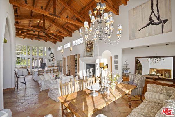Chandelier, Dining room, Fireplace, Interior, Living room, Wooden Beams, Wooden Ceilings