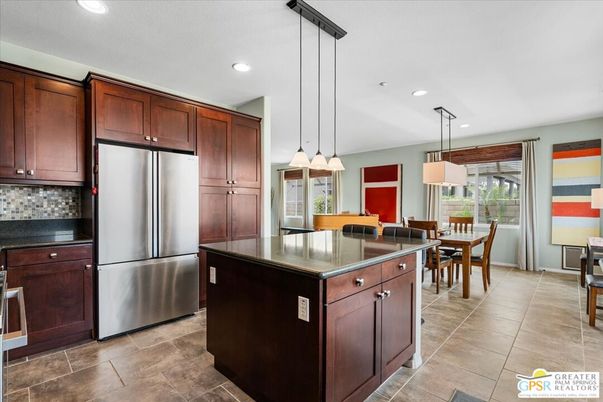 Dining room, Interior, Kitchen, Pendant Lights, Recessed Lighting, Stainless Steel Appliances