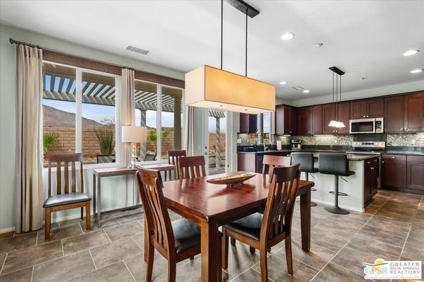 Dining room, Interior, Kitchen, Pendant Lights, Recessed Lighting, Stainless Steel Appliances