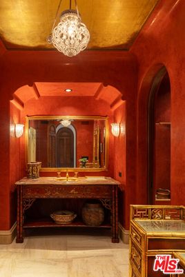 Bathroom, Dual Sink Vanities, Interior, Pendant Lights, Recessed Lighting