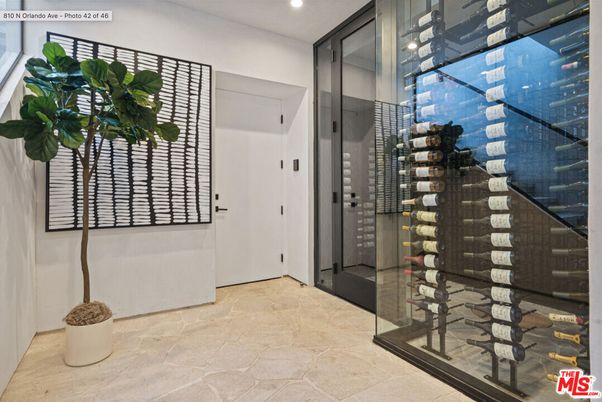 Interior, Recessed Lighting, Wine Storage