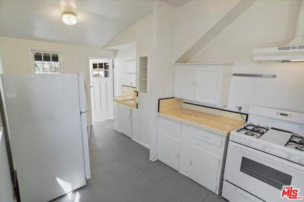 Interior, Kitchen, Tile Countertops