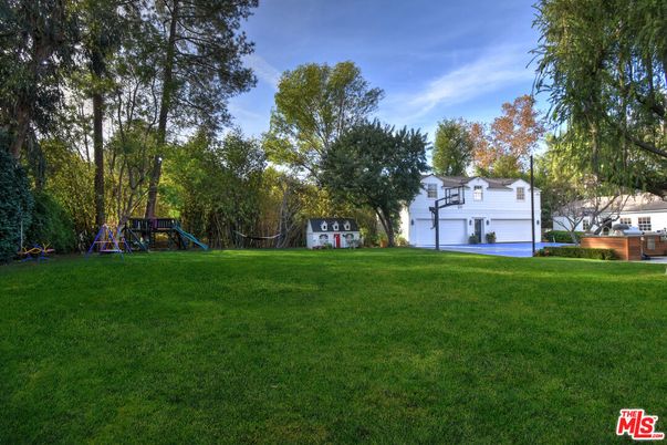 Backyard, Exterior, Playground