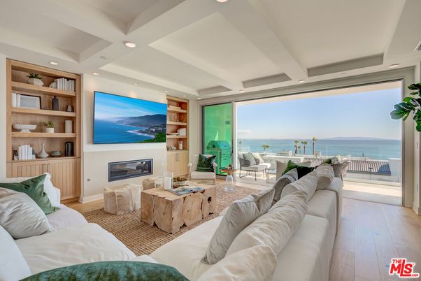 Fireplace, Interior, Living room, Recessed Lighting, Water, Wood Texture Flooring