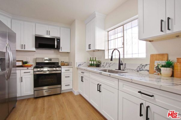 Interior, Kitchen, Stainless Steel Appliances, Wood Texture Flooring