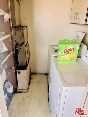 Interior, Washer