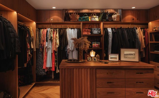 Interior, Recessed Lighting, Walk-in Closets, Wood Texture Flooring