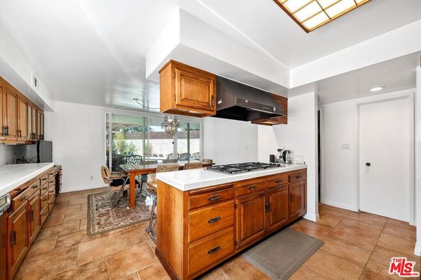 Dining room, Interior, Kitchen, Recessed Lighting