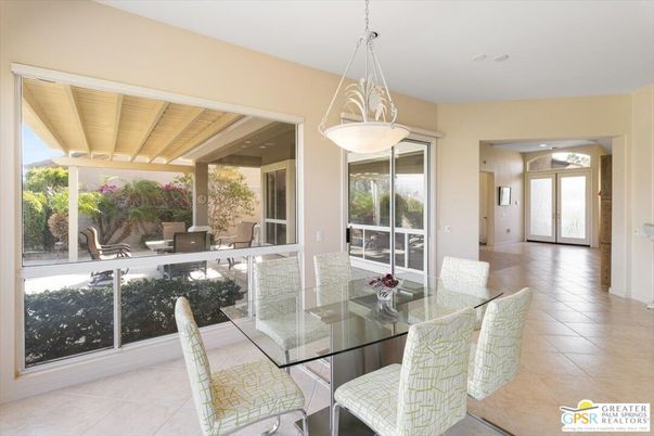 Dining room, Interior, Pendant Lights