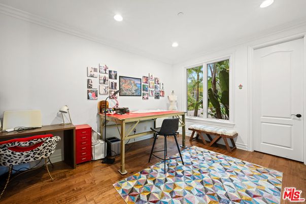 Home Office, Interior, Recessed Lighting, Wood Texture Flooring