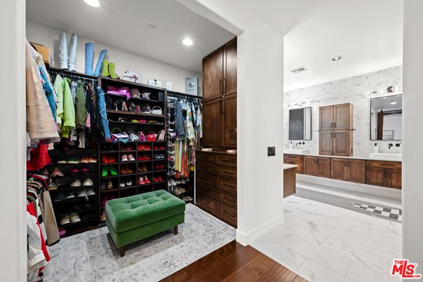 Bathroom, Interior, Marble, Recessed Lighting, Walk-in Closets