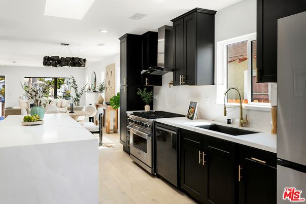 Dining room, Interior, Kitchen, Living room, Pendant Lights, Recessed Lighting, Stainless Steel Appliances, Wood Texture Flooring