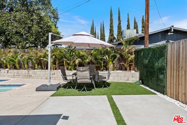Backyard, Exterior, Pool