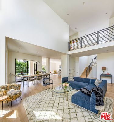 Dining room, Interior, Living room, Pendant Lights, Recessed Lighting, Wood Texture Flooring