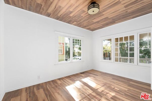 Empty room, Interior, Wooden Ceilings, Wood Texture Flooring