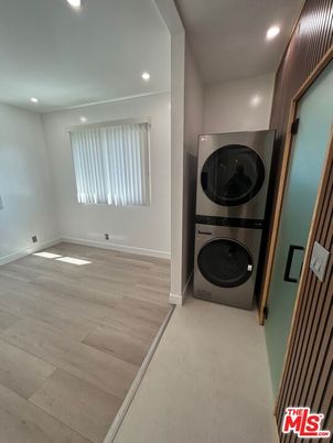 Interior, Recessed Lighting, Utility Closets, Washer, Wood Texture Flooring
