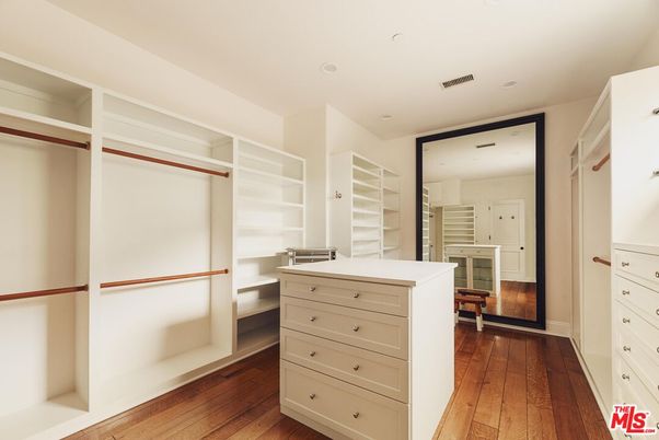 Interior, Recessed Lighting, Walk-in Closets, Wood Texture Flooring