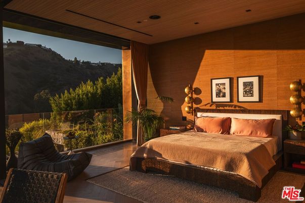 Bedroom, Interior, Recessed Lighting, Wooden Ceilings, Wood Texture Flooring