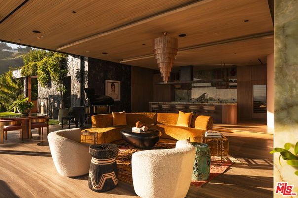 Exterior, Interior, Living room, Piano, Recessed Lighting, Wood Texture Flooring