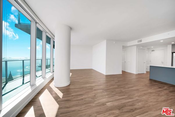 Empty room, Interior, Recessed Lighting, Water, Wood Texture Flooring