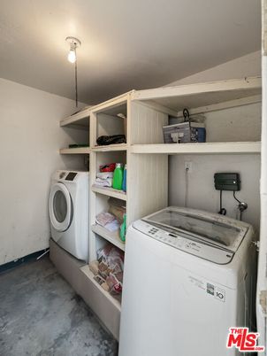 Interior, Washer