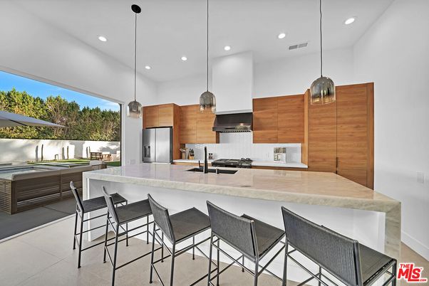 Interior, Kitchen, Pendant Lights, Recessed Lighting, Stainless Steel Appliances