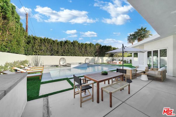 Backyard, Exterior, Pool