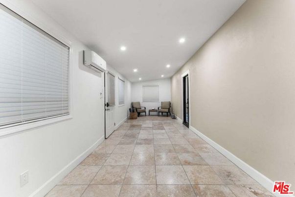 Interior, Recessed Lighting