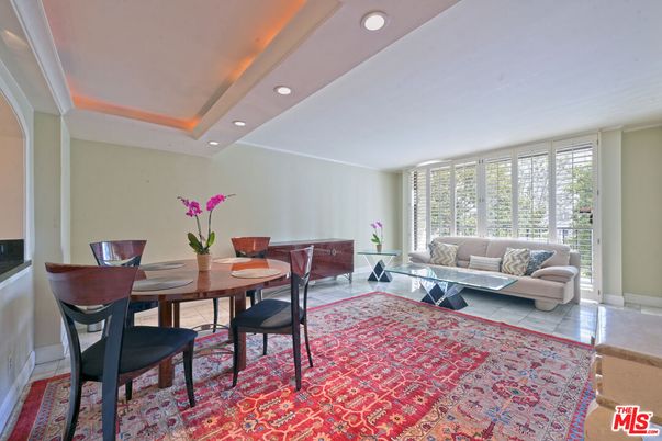 Dining room, Interior, Living room, Recessed Lighting