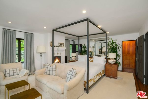 Bedroom, Fireplace, Interior, Recessed Lighting, Wood Texture Flooring