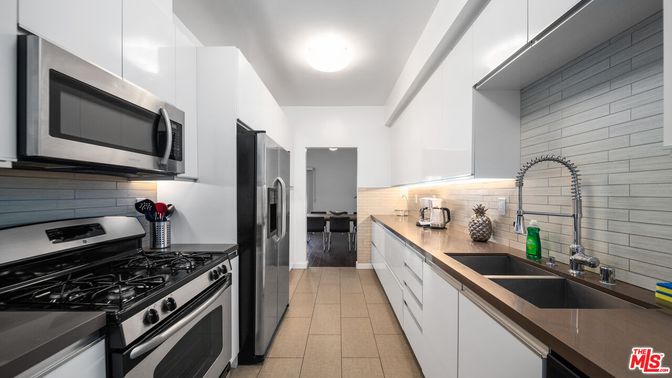 Interior, Kitchen, Stainless Steel Appliances