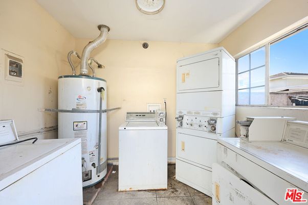 Interior, Utility Closets, Washer