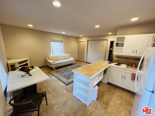 Interior, Kitchen, Living room, Recessed Lighting