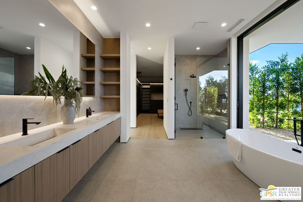 Bathroom, Dual Sink Vanities, Free Standing Baths, Interior, Recessed Lighting