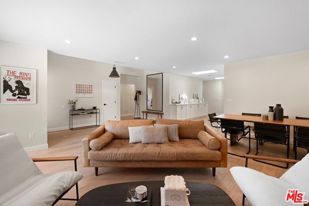 Dining room, Interior, Living room, Pendant Lights, Recessed Lighting, Wood Texture Flooring