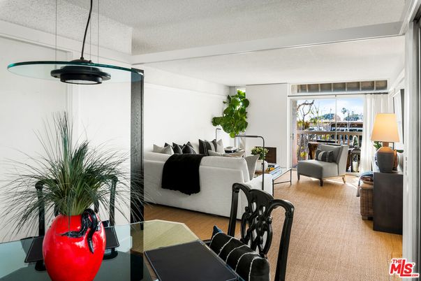 Interior, Living room, Pendant Lights