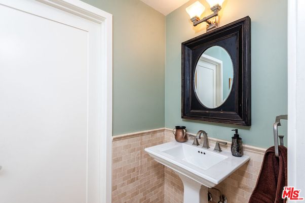 Bathroom, Interior, Stone Walls