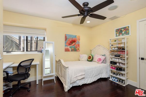 Bedroom, Home Office, Interior, Recessed Lighting, Wood Texture Flooring
