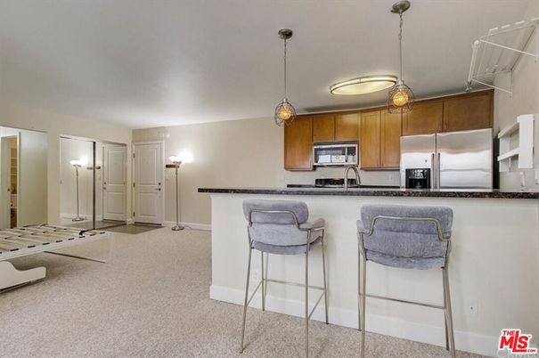 Interior, Kitchen, Pendant Lights, Stainless Steel Appliances