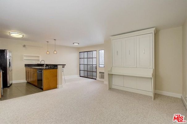 Interior, Kitchen, Pendant Lights, Recessed Lighting