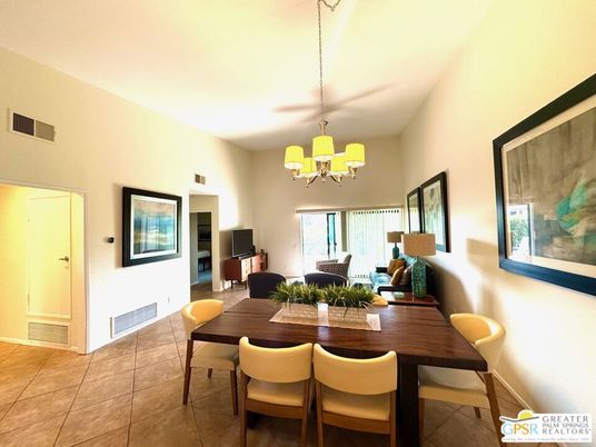 Chandelier, Dining room, Interior, Living room