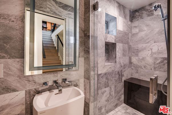 Bathroom, Free Standing Baths, Interior, Marble Walls