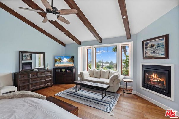 Fireplace, Interior, Living room, Recessed Lighting, Wooden Beams, Wood Texture Flooring