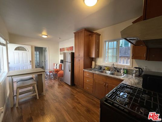Interior, Kitchen, Wood Texture Flooring