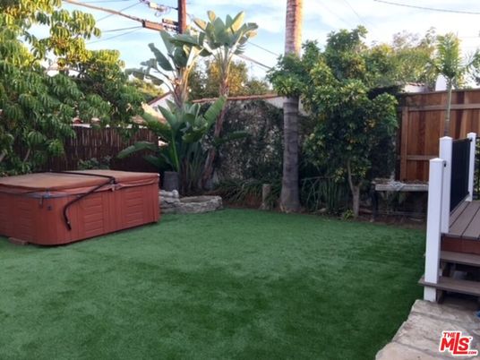 Backyard, Exterior, Hot Tub