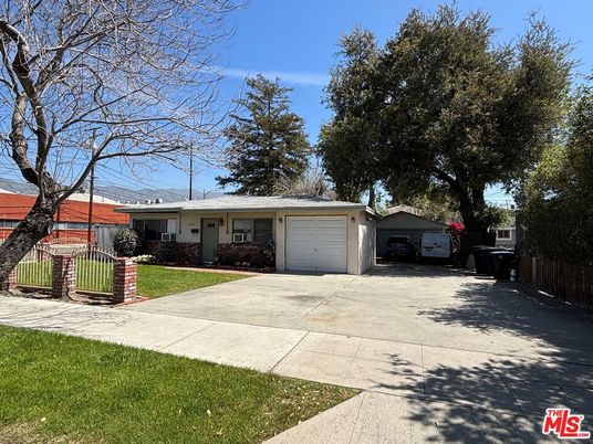 Attached, Detached Garage, Exterior, Facade, Ranch