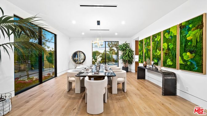 Dining room, Interior, Pendant Lights, Recessed Lighting, Wood Texture Flooring