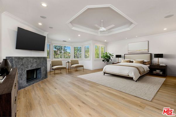 Bedroom, Fireplace, Interior, Recessed Lighting, Wood Texture Flooring